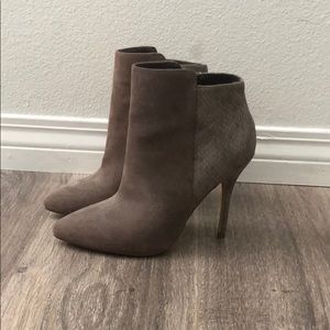 Steve Madden - Taupe Suede / Snake Print